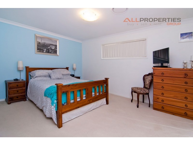 5 North Shore Way, Springfield Lakes QLD 4300