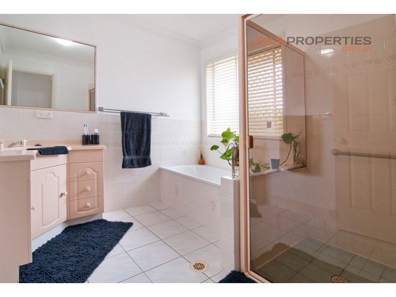138 Gibbs Avenue, Collingwood Park QLD 4301
