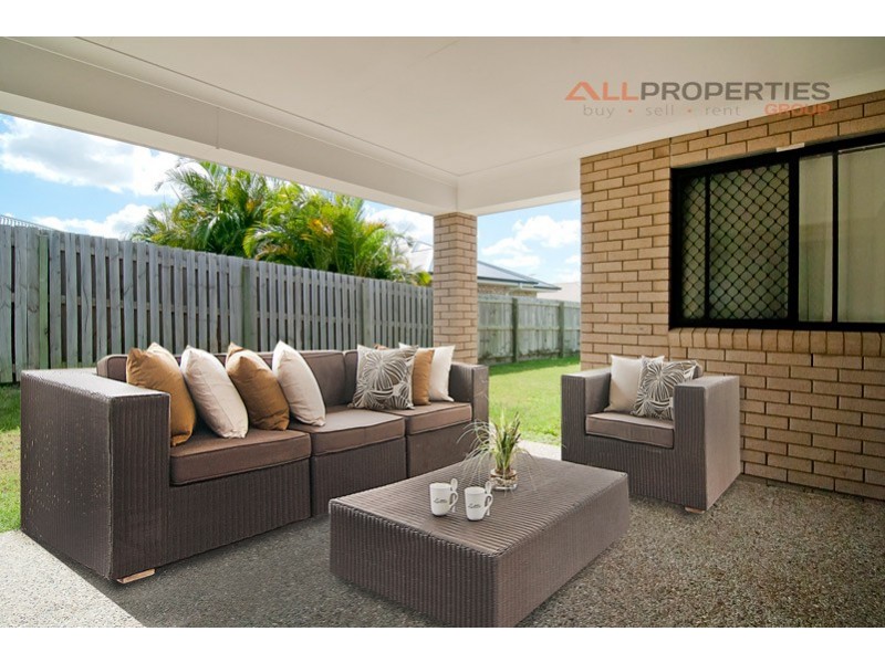 8 Jene Court, Flinders View QLD 4305