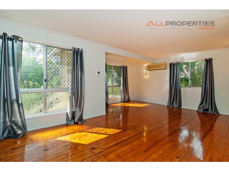 11 Cooneana Street, Bundamba QLD 4304