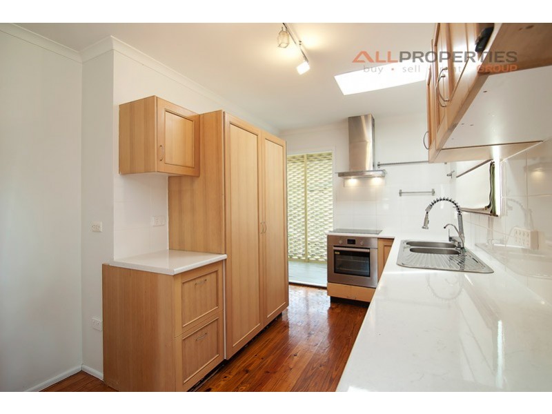 11 Cooneana Street, Bundamba QLD 4304