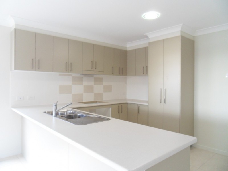 16 Eucalyptus Street, Ripley QLD 4306