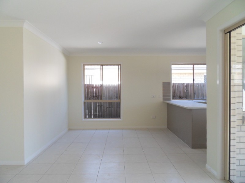39 Glorious Promenade, Redbank Plains QLD 4301