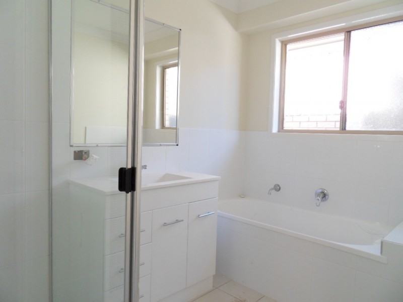 39 Glorious Promenade, Redbank Plains QLD 4301