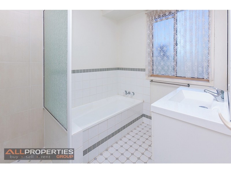 22 Forgan-Smith Street, Collingwood Park QLD 4301