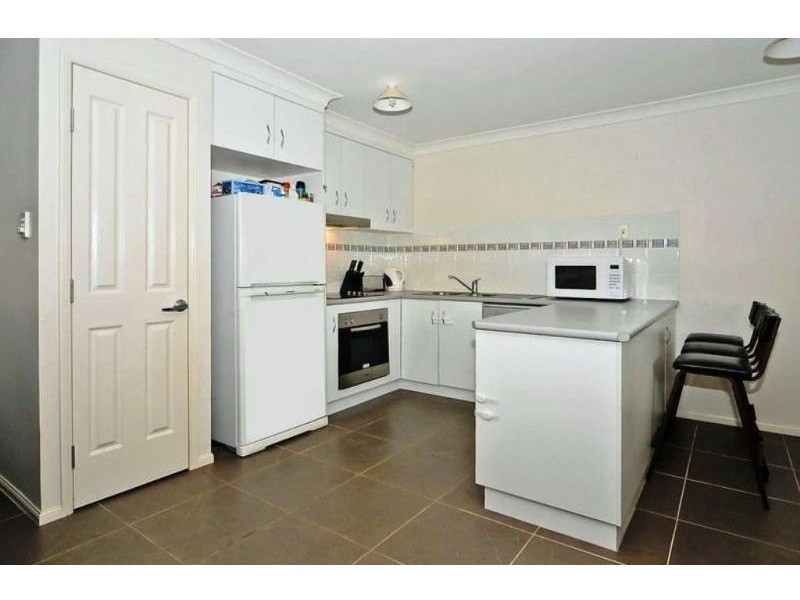 2/10 Bonogin Court, Redbank Plains QLD 4301