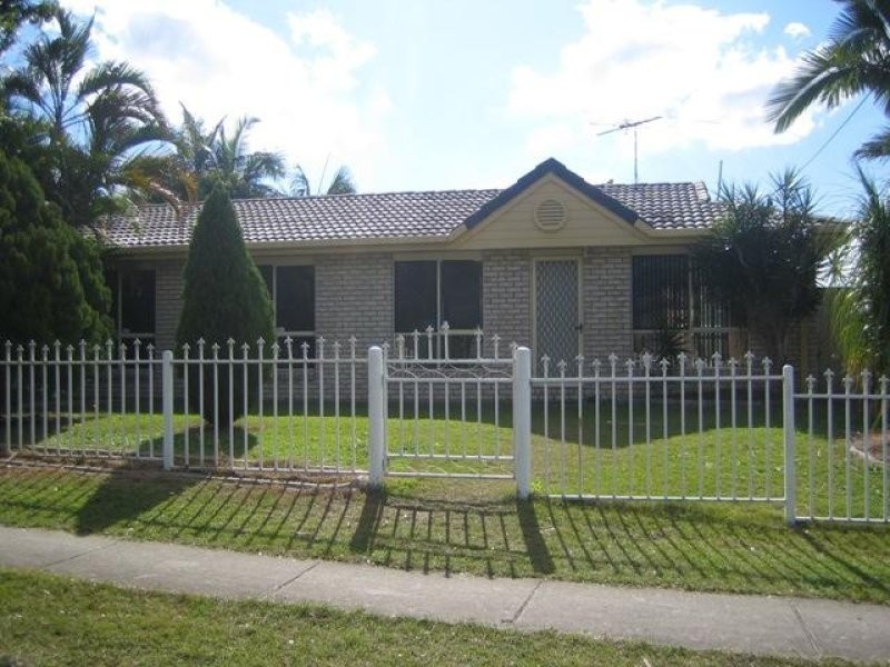 4 Wallace Street, Crestmead QLD 4132