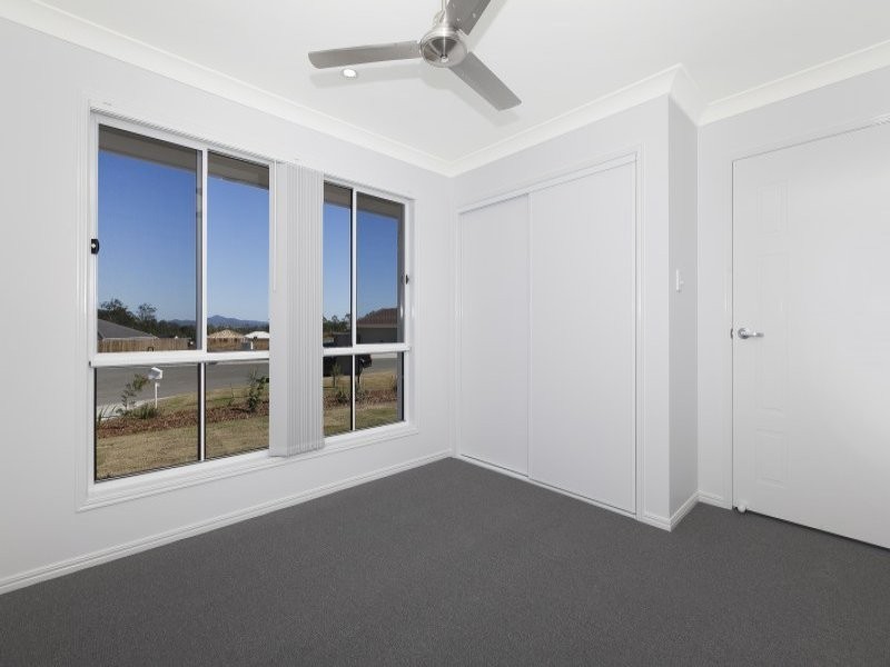 5 Joanne Court, Gleneagle QLD 4285