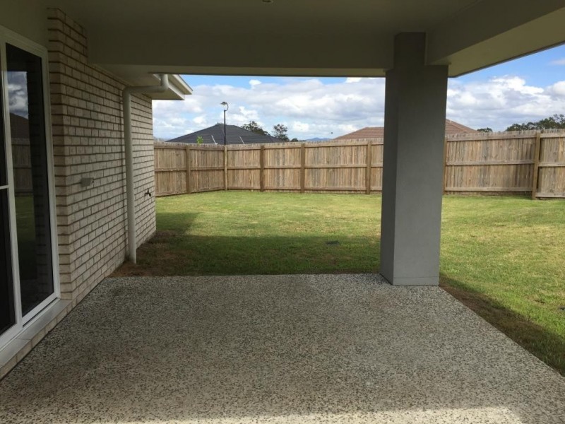 5 Joanne Court, Gleneagle QLD 4285