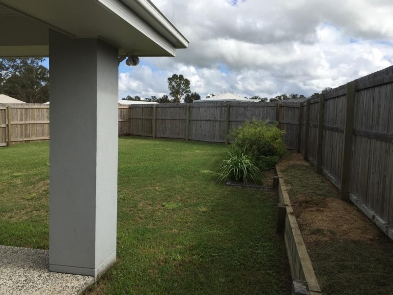 5 Joanne Court, Gleneagle QLD 4285