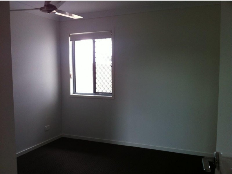 8 Grindelia Drive, Springfield Lakes QLD 4300