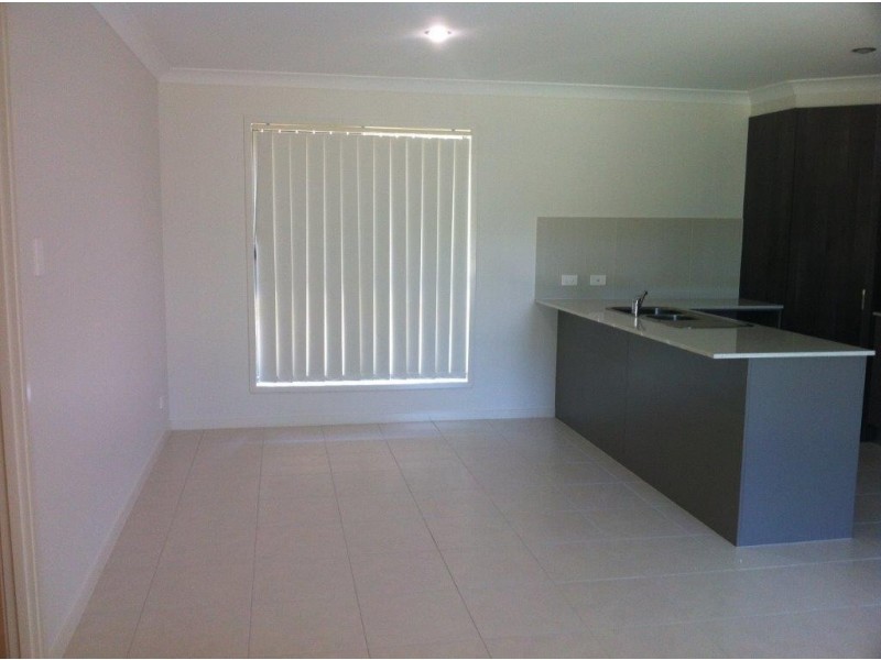 42 Walter Williams Crescent, Redbank Plains QLD 4301