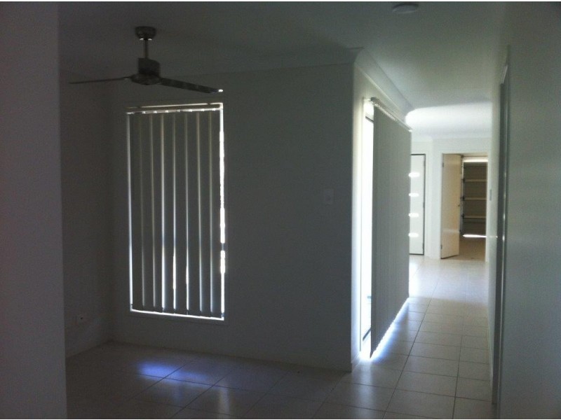 42 Walter Williams Crescent, Redbank Plains QLD 4301