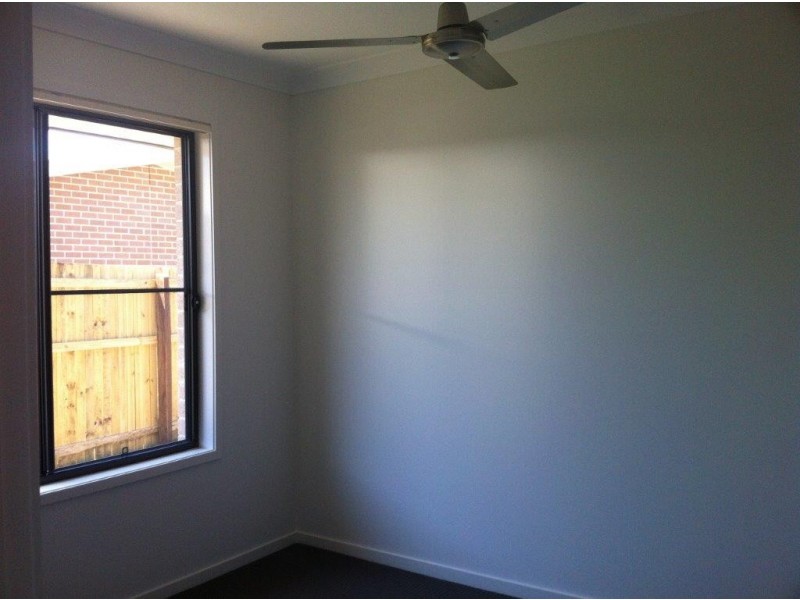 42 Walter Williams Crescent, Redbank Plains QLD 4301