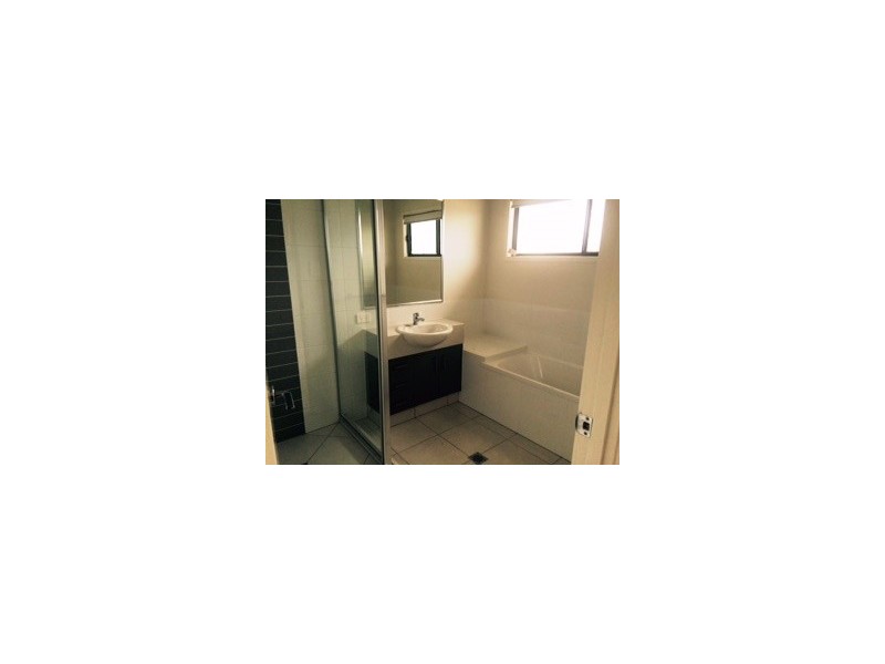 31 McGregor Place, Springfield Lakes QLD 4300