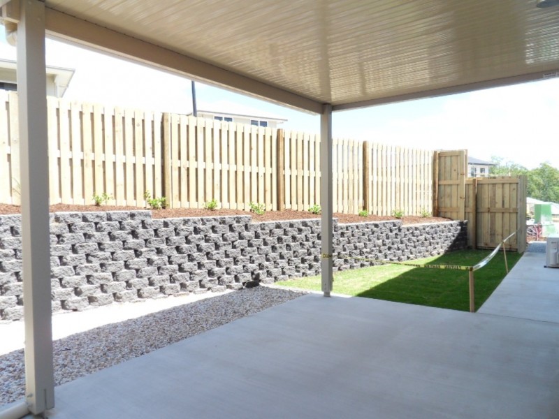 25 Horizon Drive, Springfield Lakes QLD 4300