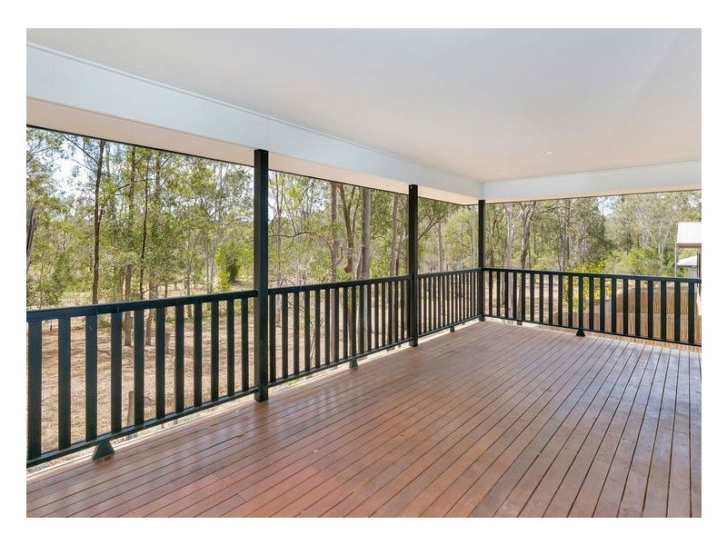 33 Salomon Court, Goodna QLD 4300
