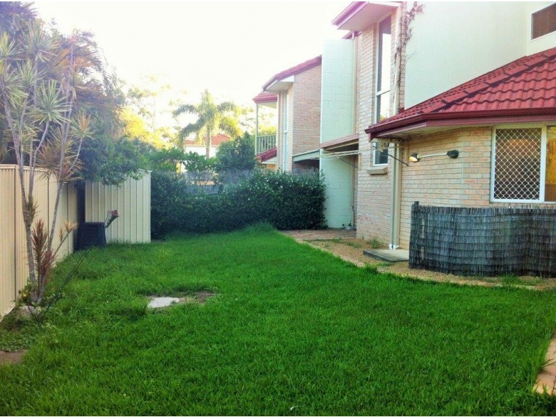 4/3 Lani Street, Wishart QLD 4122