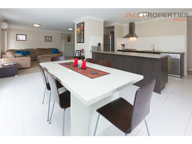 75 Valentine Circuit, Augustine Heights QLD 4300