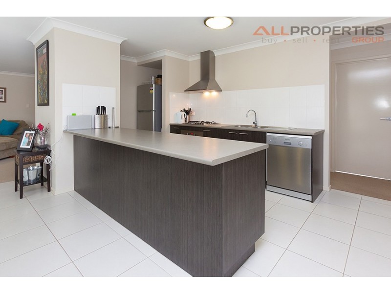 75 Valentine Circuit, Augustine Heights QLD 4300