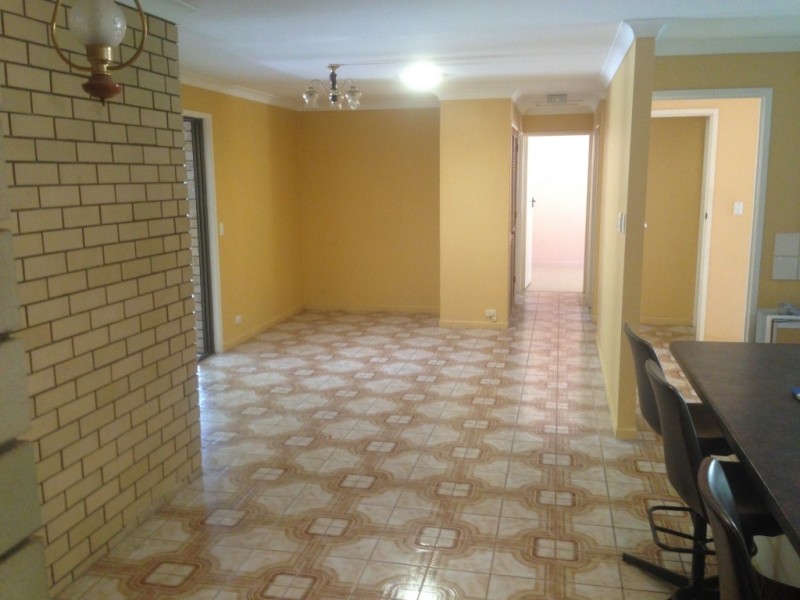 107-113 Hayes Avenue, Camira QLD 4300