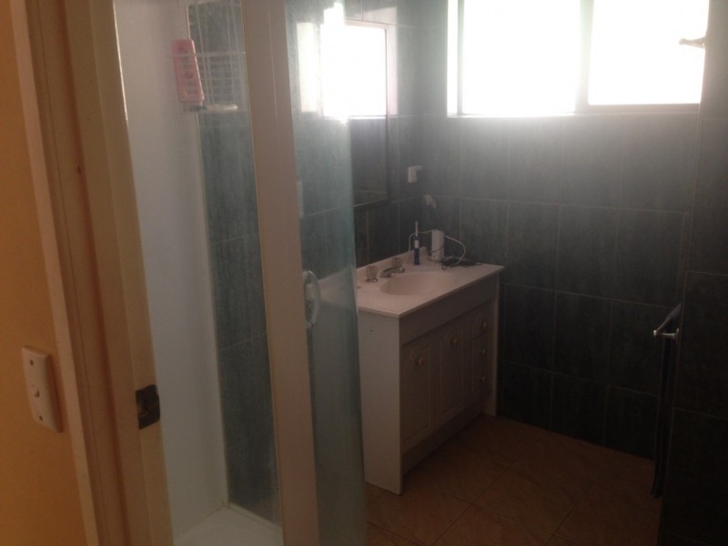 107-113 Hayes Avenue, Camira QLD 4300