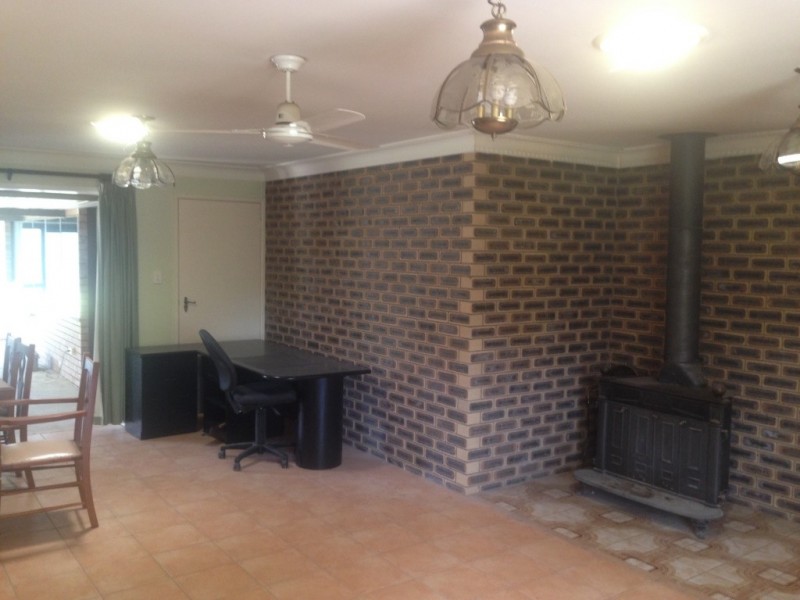 107-113 Hayes Avenue, Camira QLD 4300