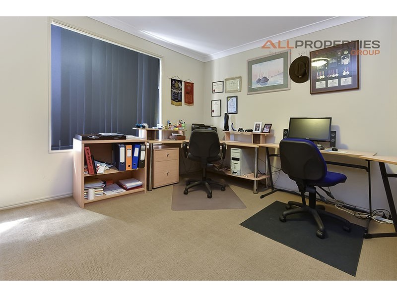 5 Orchard Crescent, Springfield Lakes QLD 4300