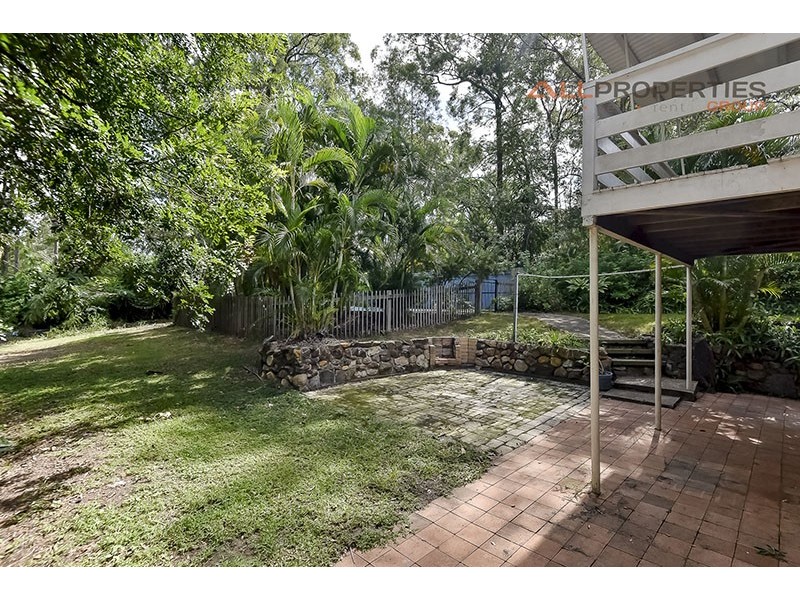 37 Hallett Avenue, Camira QLD 4300