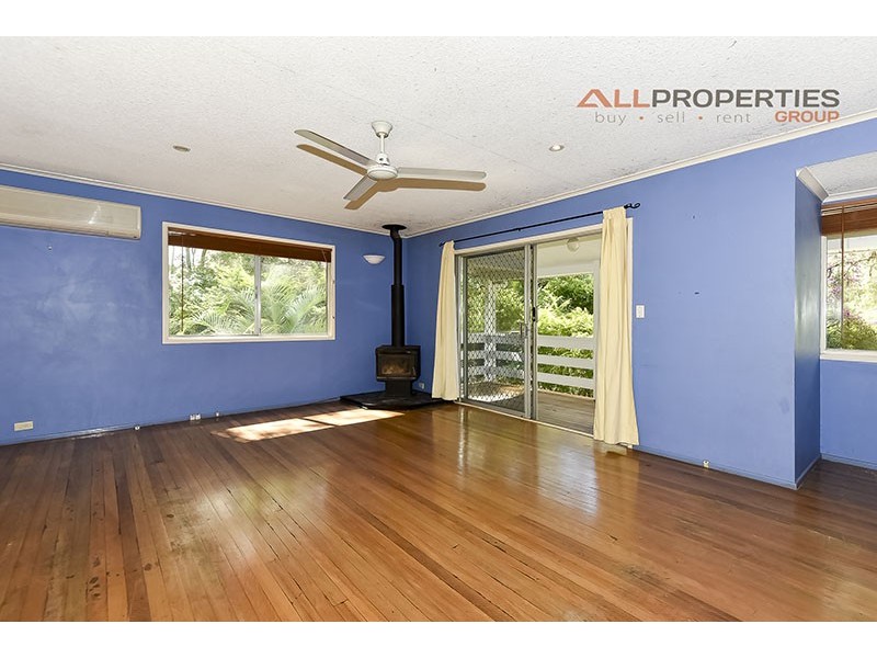 37 Hallett Avenue, Camira QLD 4300