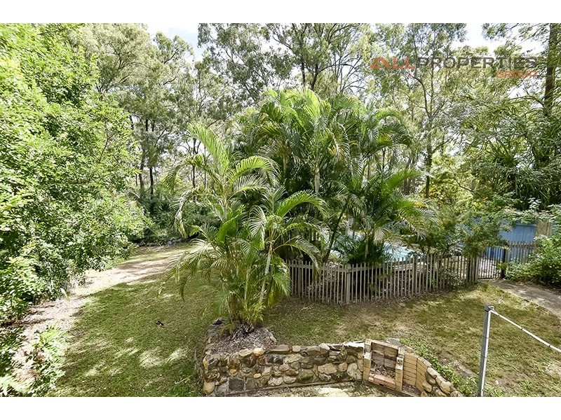 37 Hallett Avenue, Camira QLD 4300