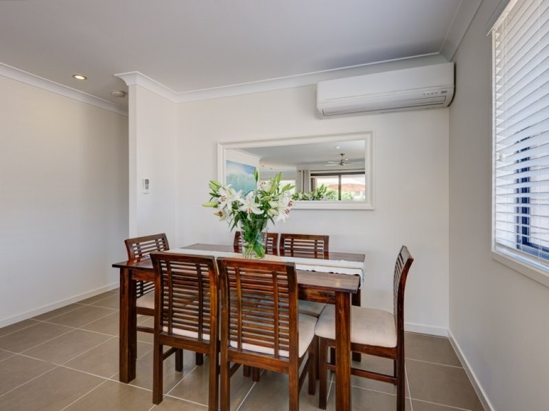 25 Daisy Street, Springfield Lakes QLD 4300