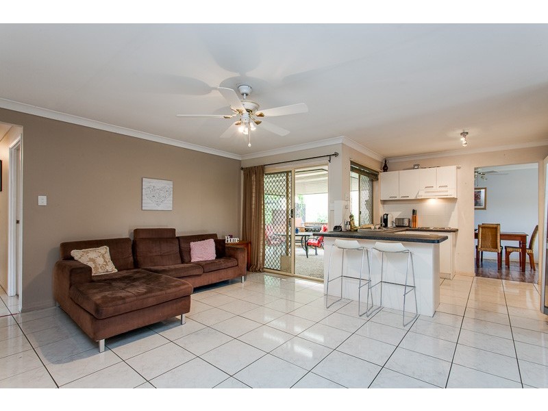 9 Cook Street, Forest Lake QLD 4078