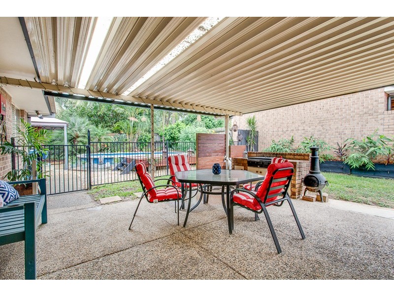 9 Cook Street, Forest Lake QLD 4078