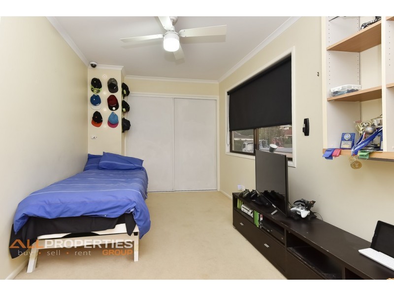 6 Wyclif Avenue, Springwood QLD 4127