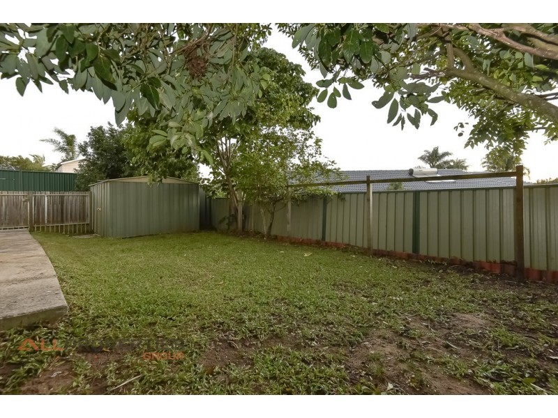 6 Wyclif Avenue, Springwood QLD 4127