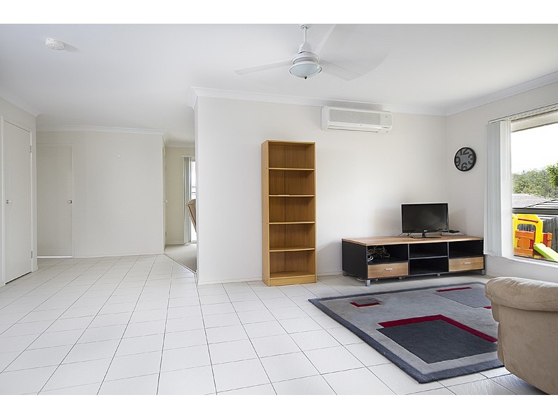 3 Sailboat Way, Springfield Lakes QLD 4300
