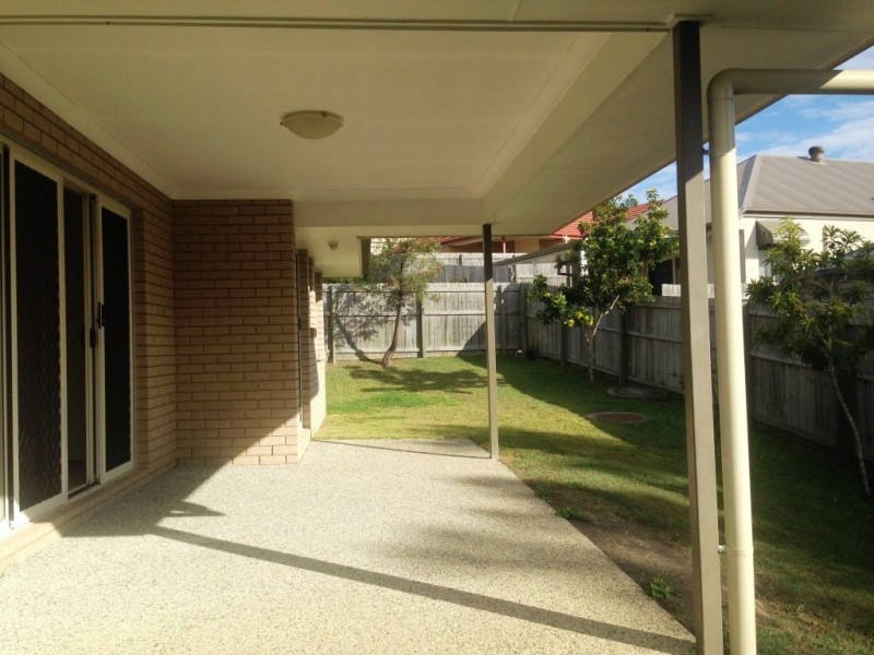 3 Sailboat Way, Springfield Lakes QLD 4300