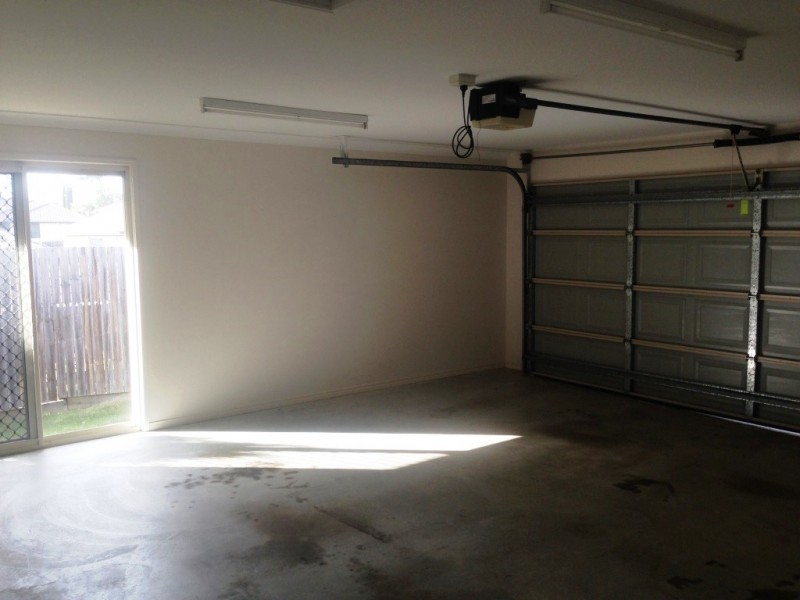 3 Sailboat Way, Springfield Lakes QLD 4300