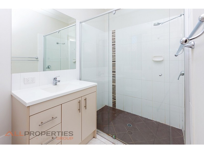 10 Zenith Way, Springfield Lakes QLD 4300