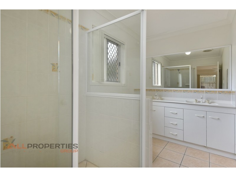 9 Harriet Court, Springfield Lakes QLD 4300
