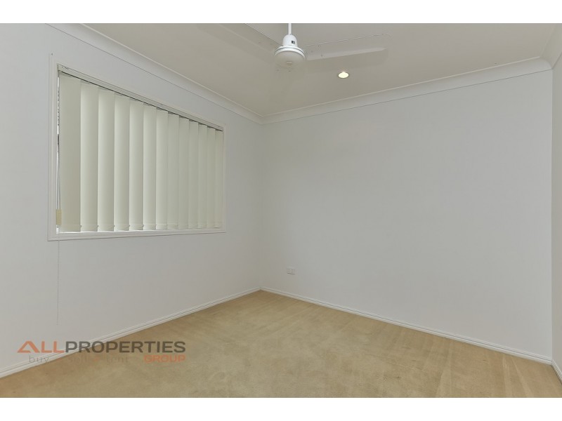 9 Harriet Court, Springfield Lakes QLD 4300