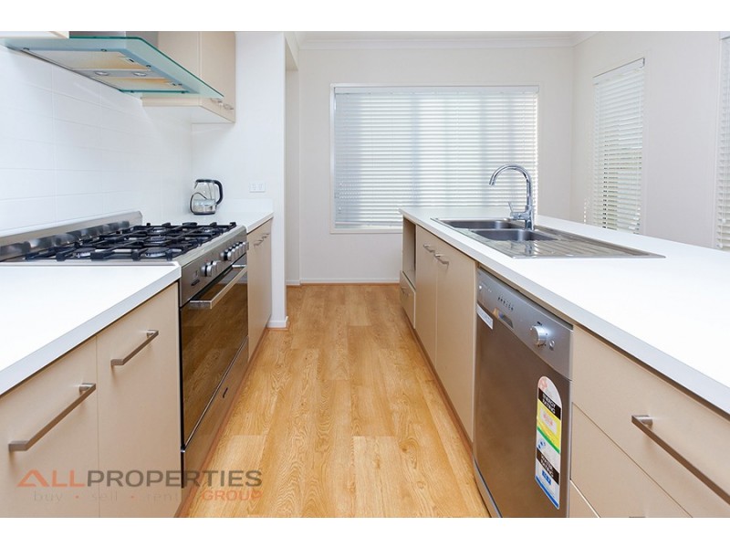 16 Talisker Street, Springfield Lakes QLD 4300