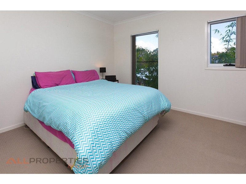 16 Talisker Street, Springfield Lakes QLD 4300