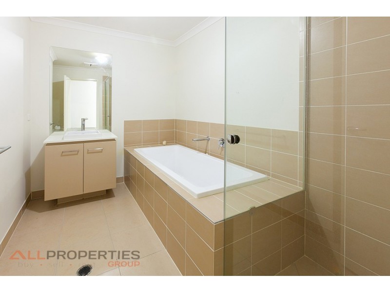 16 Talisker Street, Springfield Lakes QLD 4300