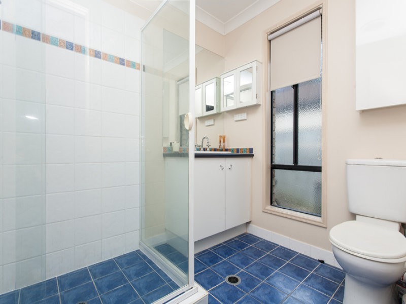 26 Mapleton Crescent, Forest Lake QLD 4078