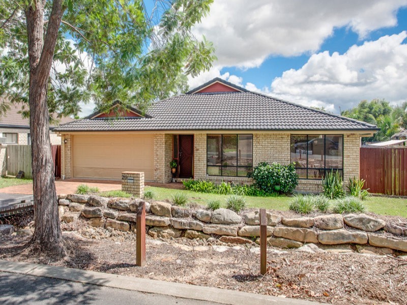 26 Mapleton Crescent, Forest Lake QLD 4078