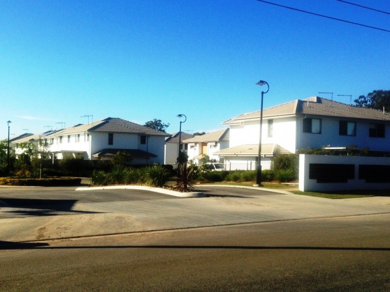 31/51 River Road, Bundamba QLD 4304