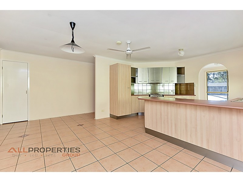 9 Rosa Court, Camira QLD 4300