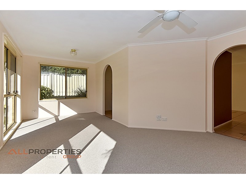 9 Rosa Court, Camira QLD 4300